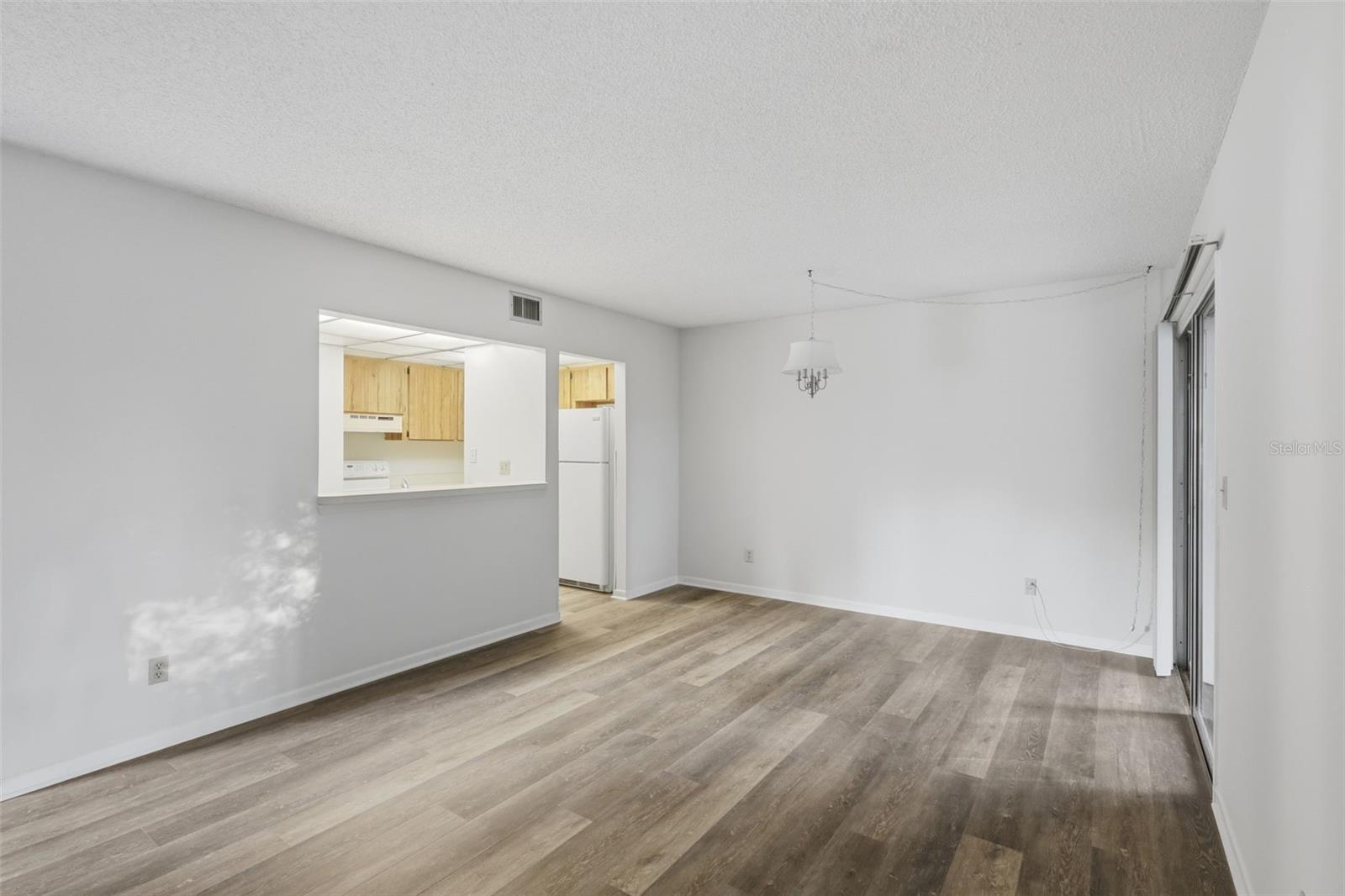 Image 12 of 33 For 100 Sweetgum Woods Court 9b