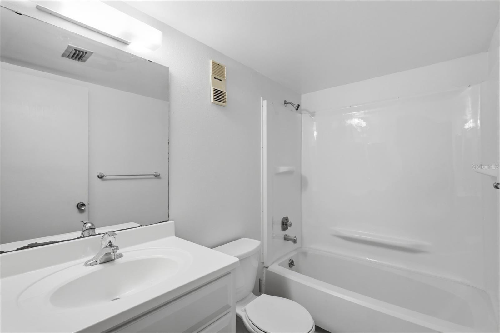 Image 29 of 33 For 100 Sweetgum Woods Court 9b