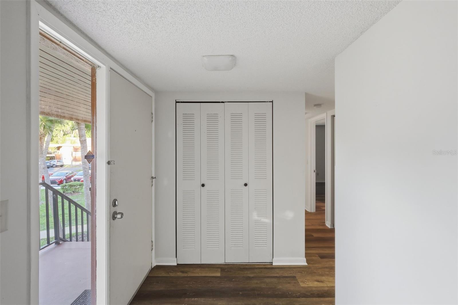 Image 5 of 33 For 100 Sweetgum Woods Court 9b