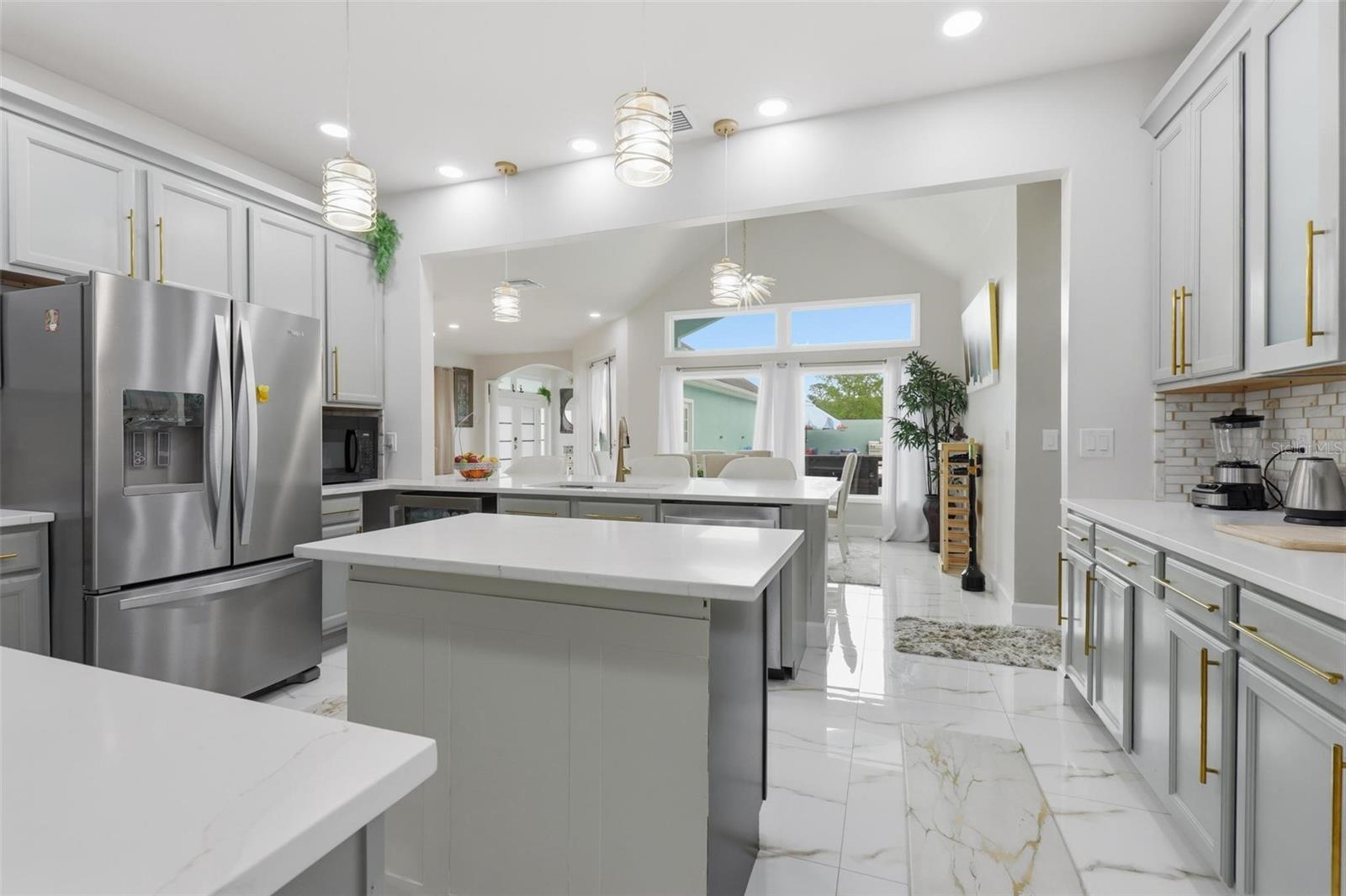 Image 10 of 47 For 1026 Beresford Road