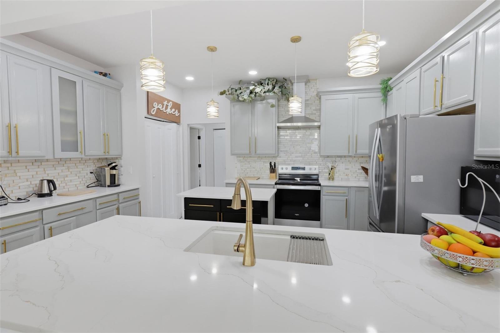 Image 11 of 47 For 1026 Beresford Road