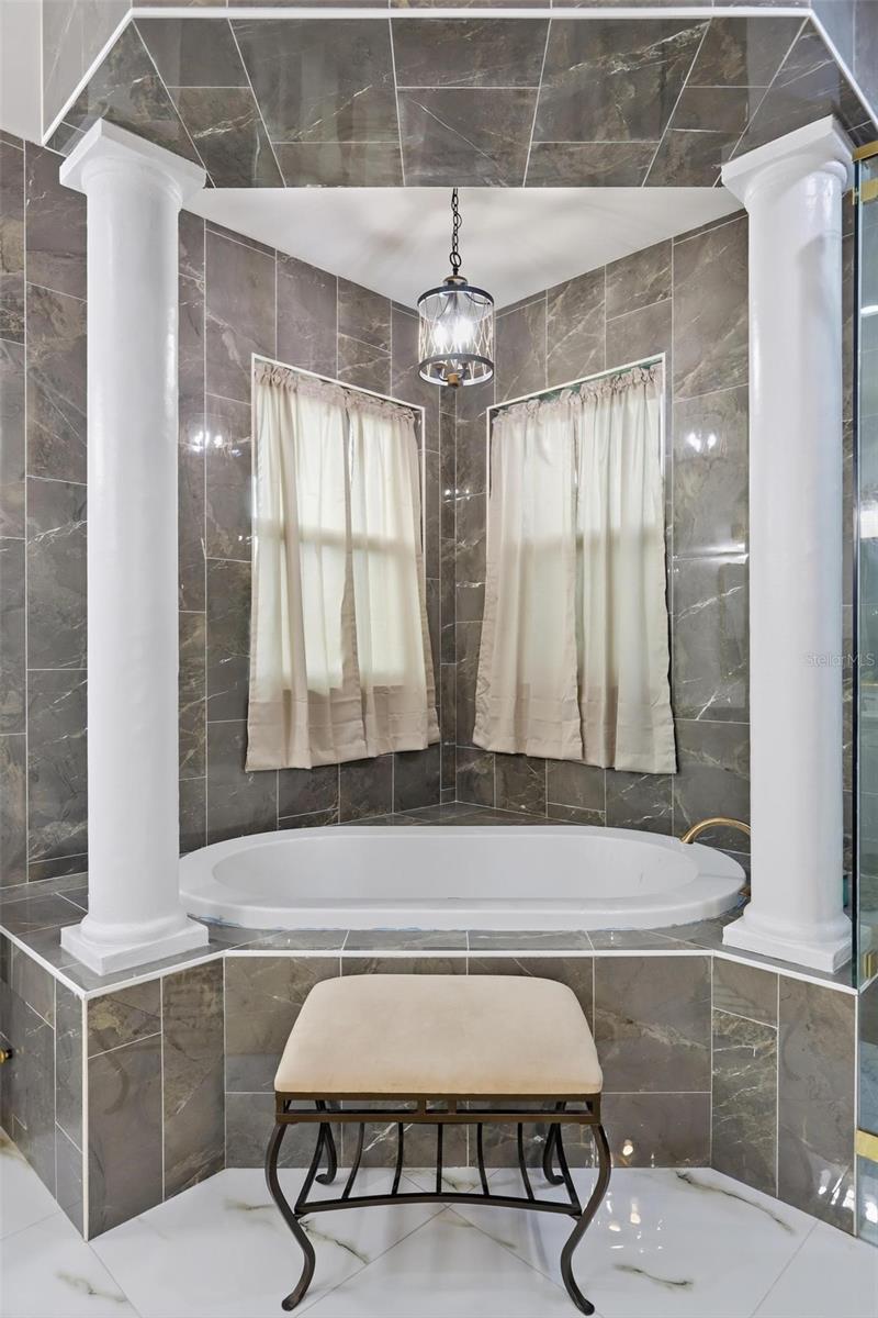 Image 20 of 47 For 1026 Beresford Road