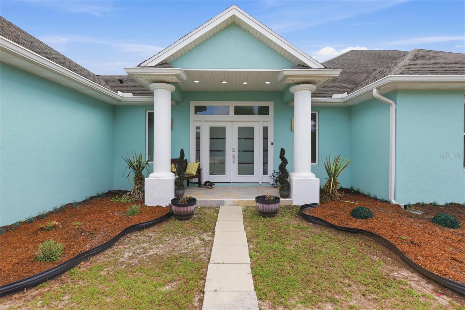 Image 3 of 47 For 1026 Beresford Road