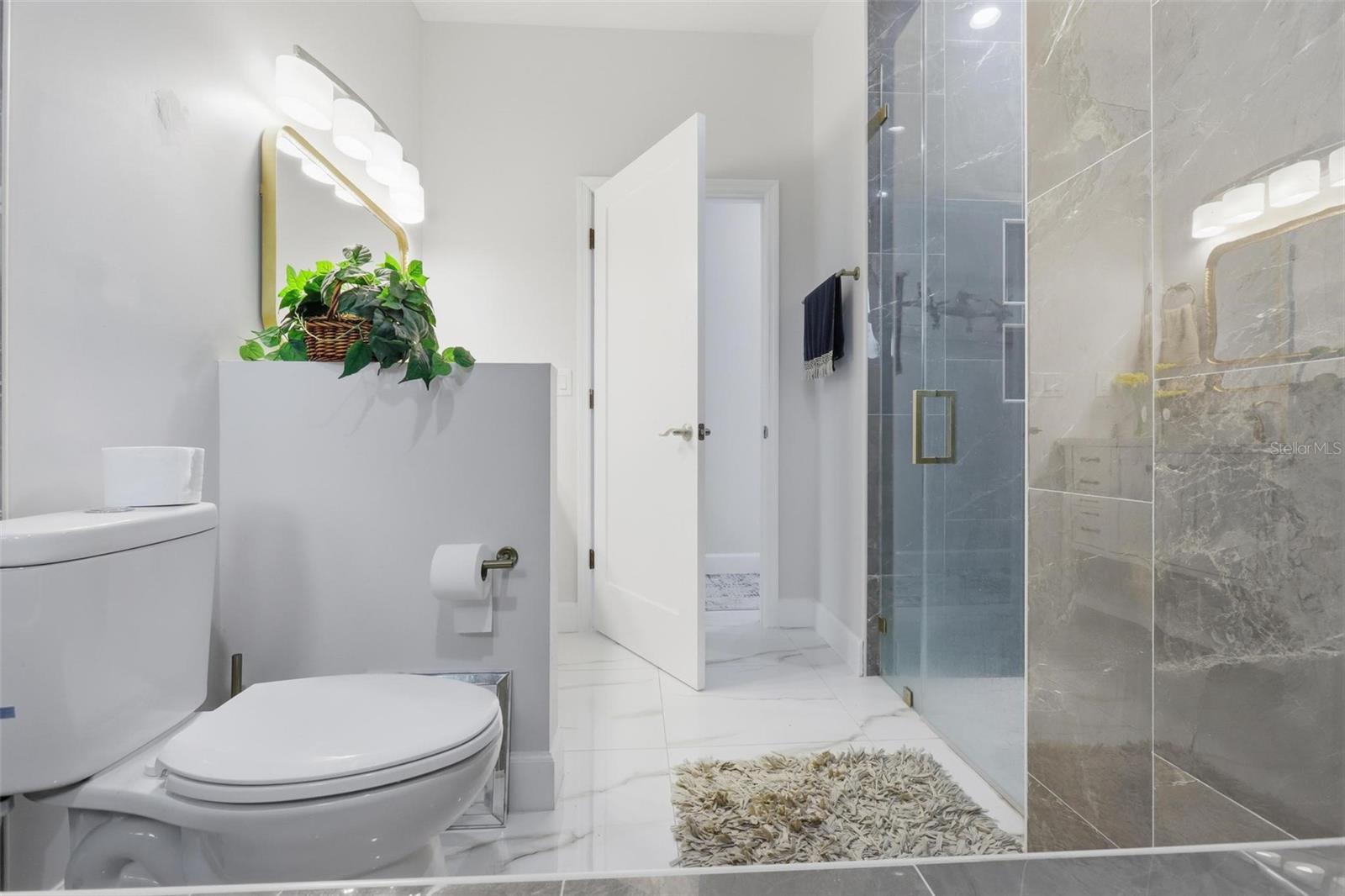 Image 30 of 47 For 1026 Beresford Road