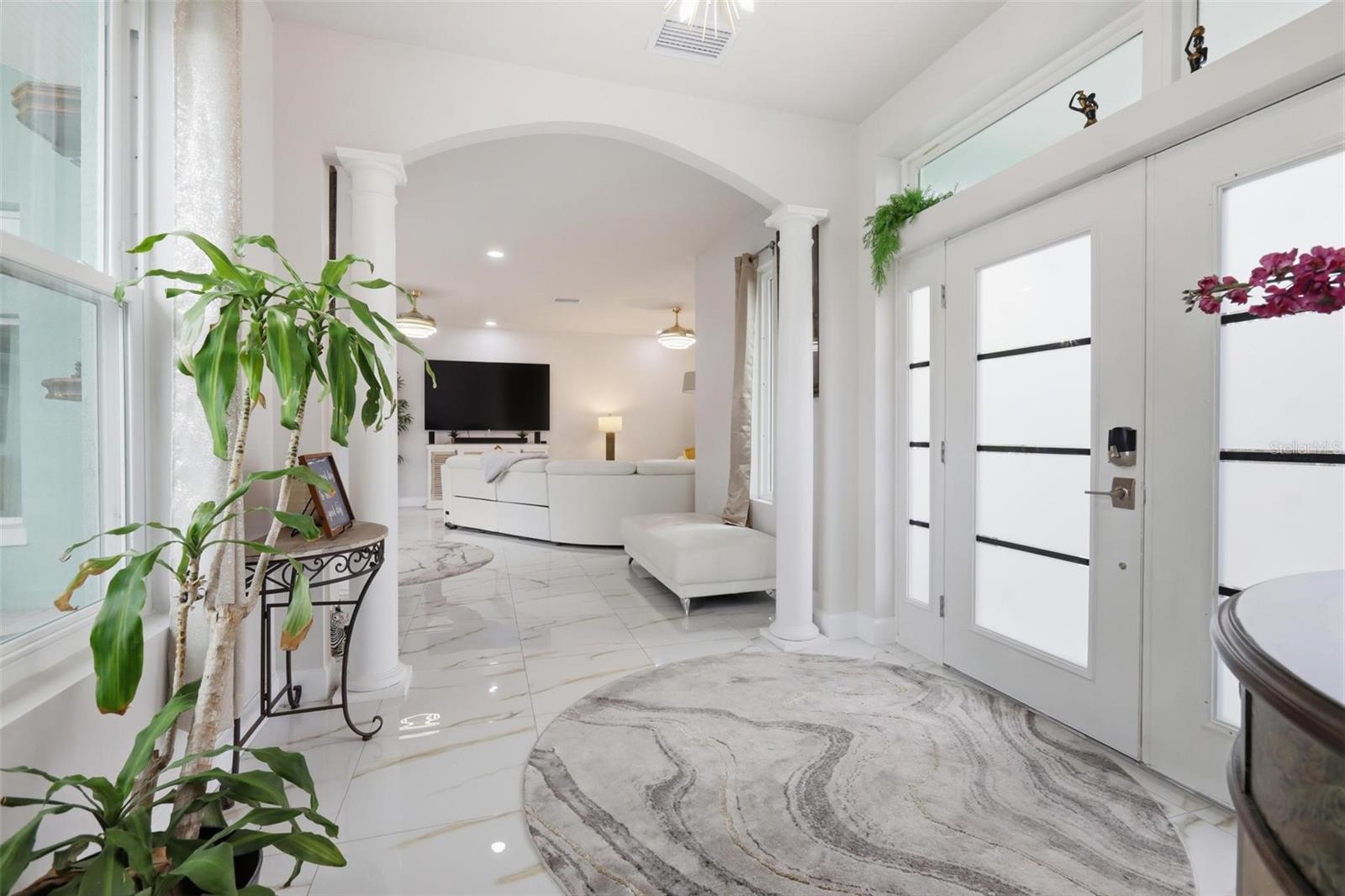 Image 5 of 47 For 1026 Beresford Road