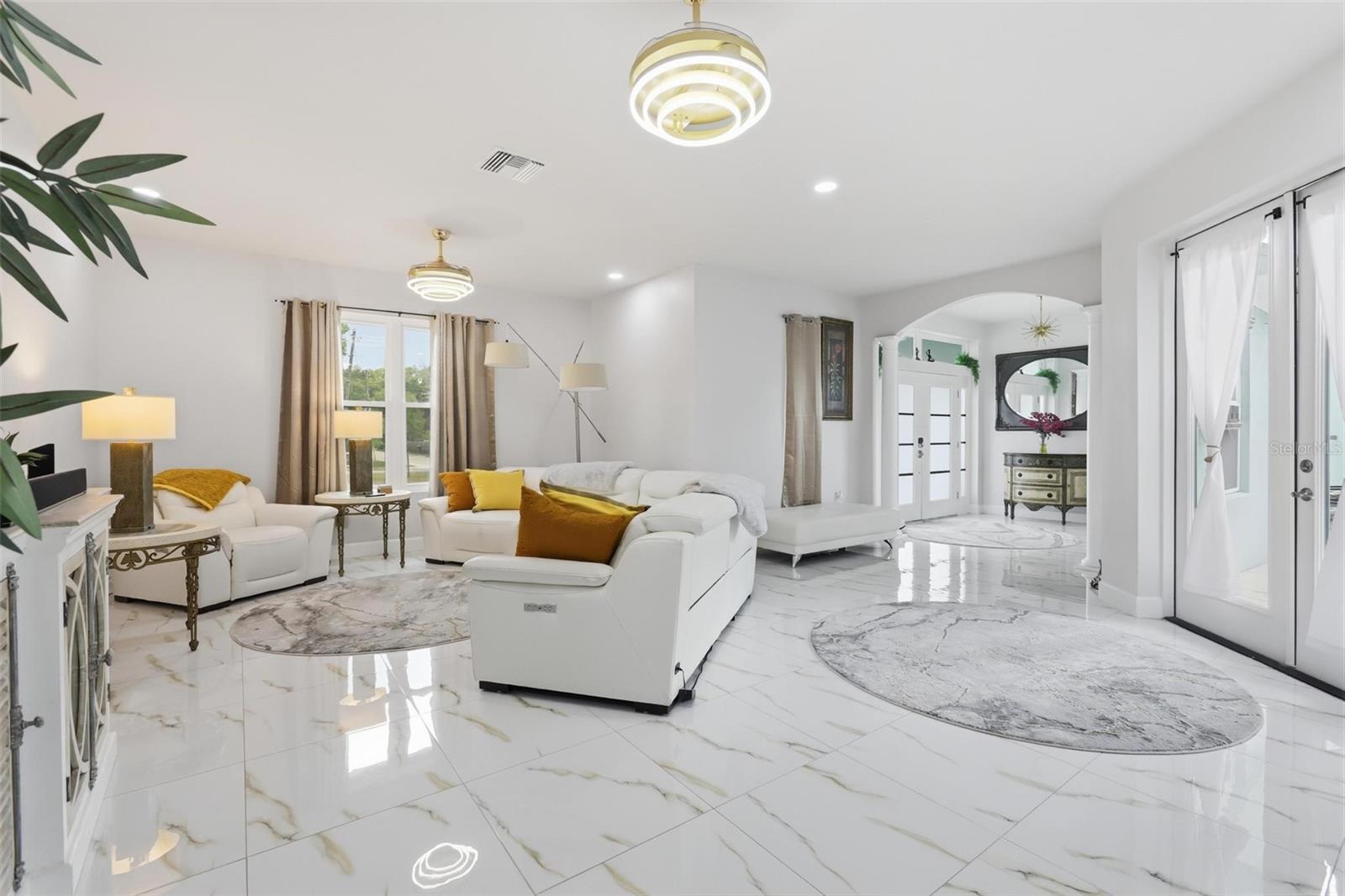 Image 6 of 47 For 1026 Beresford Road