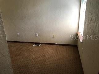 Image 28 of 34 For 431 Rich Avenue 429