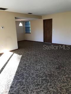 Image 9 of 34 For 431 Rich Avenue 429