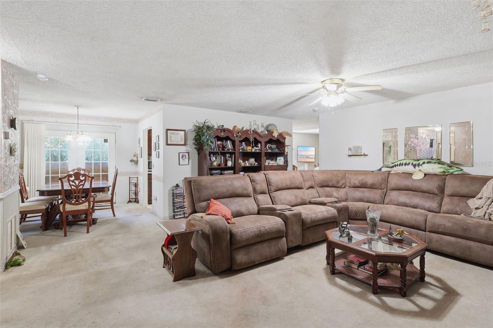 Image 13 of 36 For 1480 Gaudrey Street