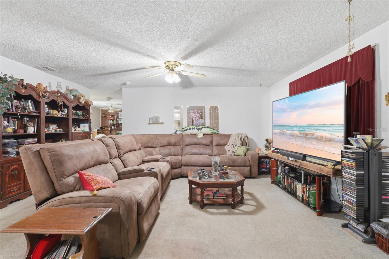 Image 14 of 36 For 1480 Gaudrey Street