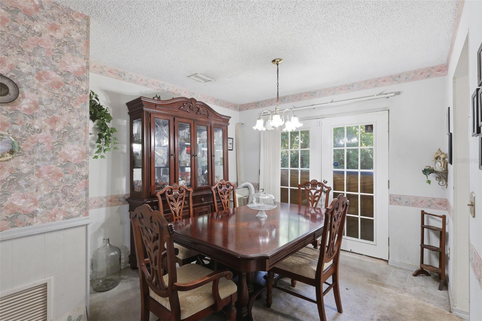 Image 25 of 36 For 1480 Gaudrey Street