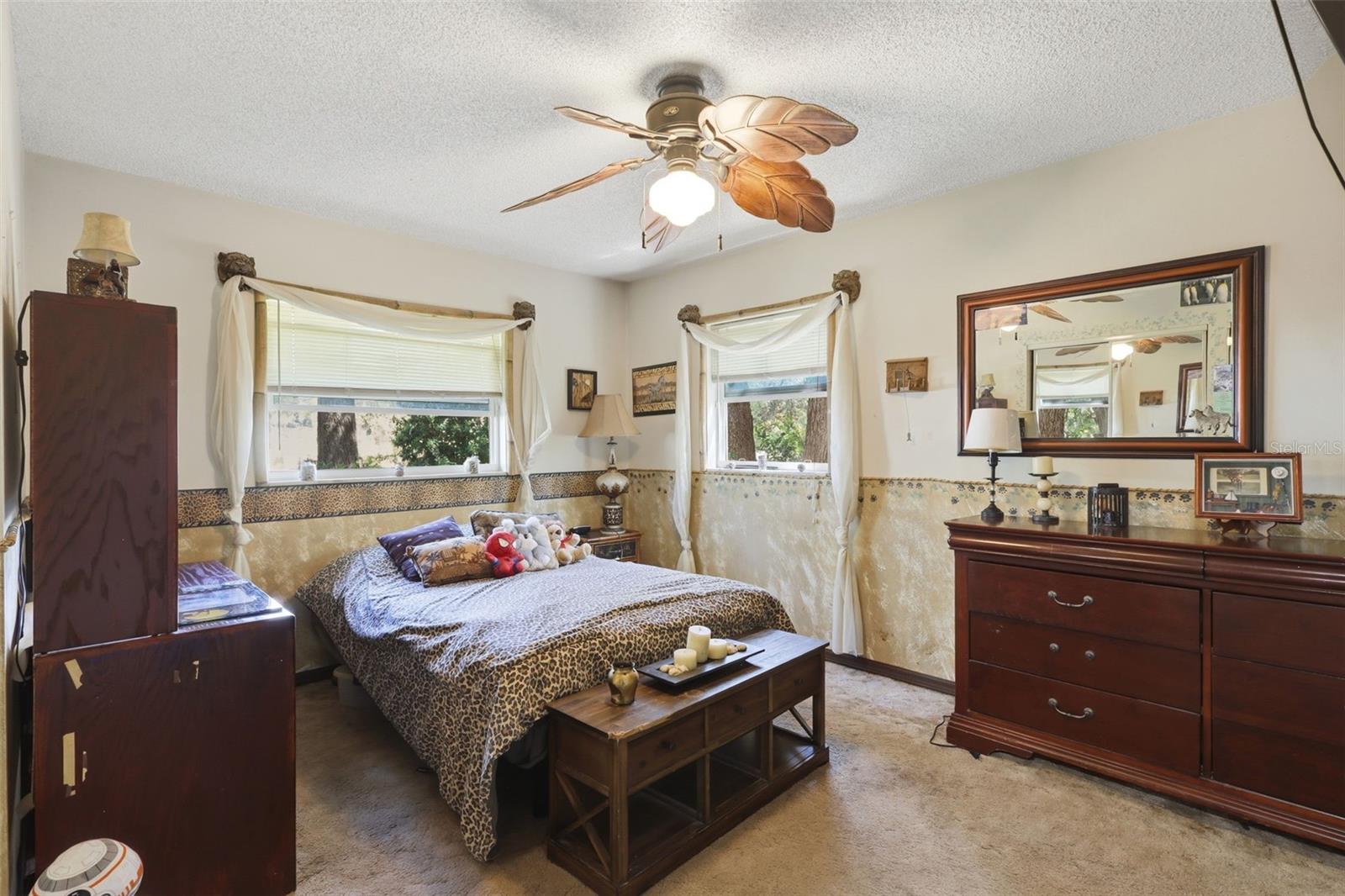 Image 27 of 36 For 1480 Gaudrey Street