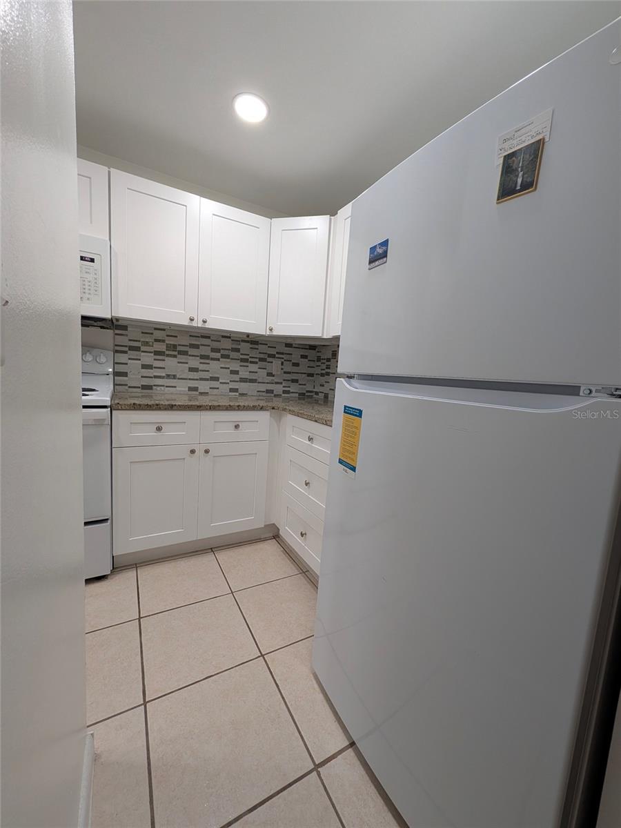 Image 10 of 33 For 190 Hickory Woods Court 9a