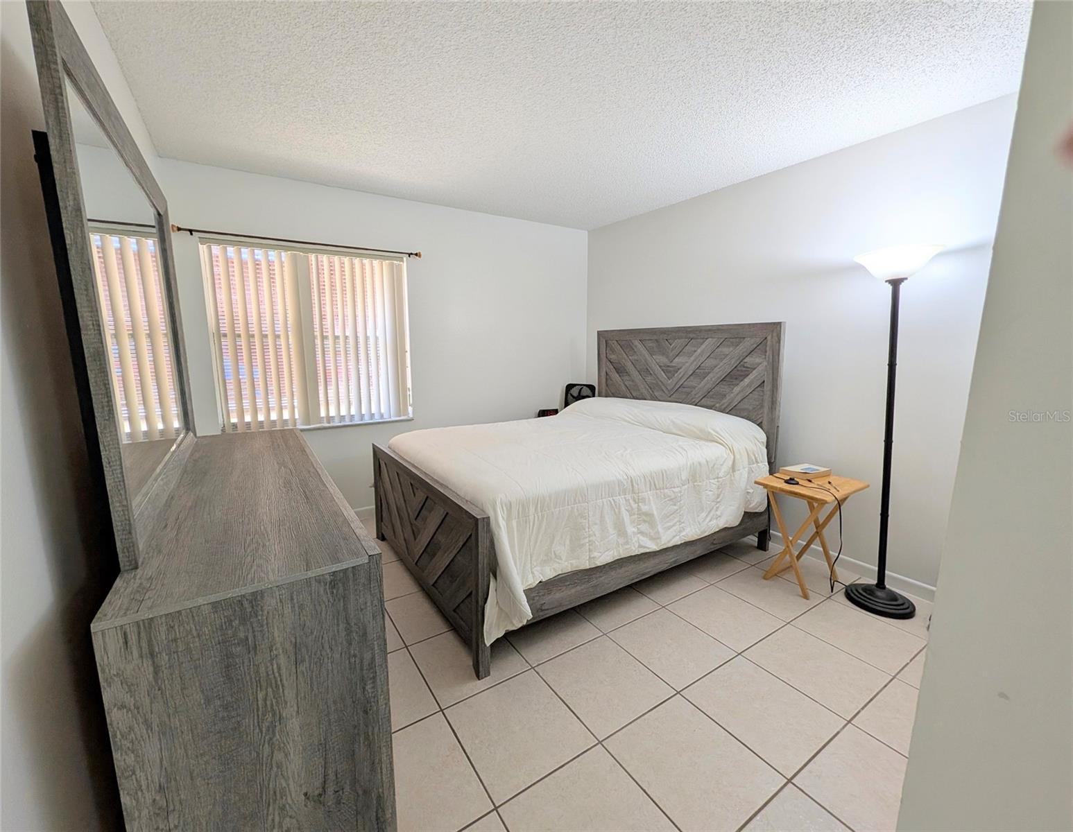 Image 13 of 33 For 190 Hickory Woods Court 9a