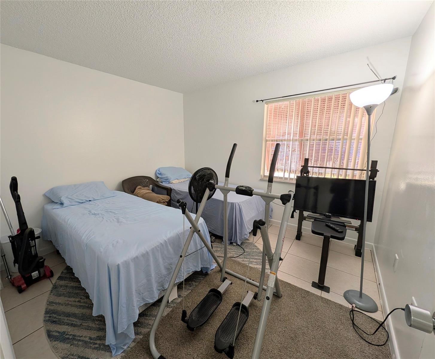 Image 18 of 33 For 190 Hickory Woods Court 9a