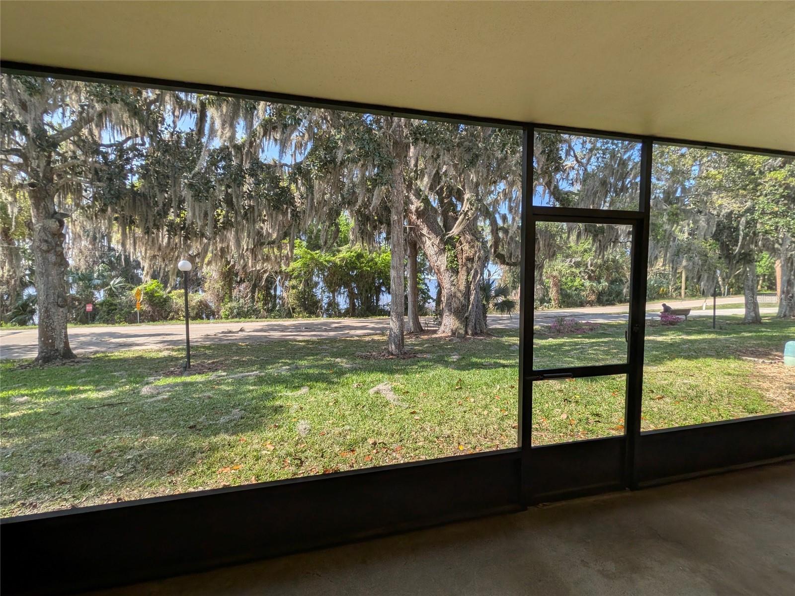 Image 23 of 33 For 190 Hickory Woods Court 9a