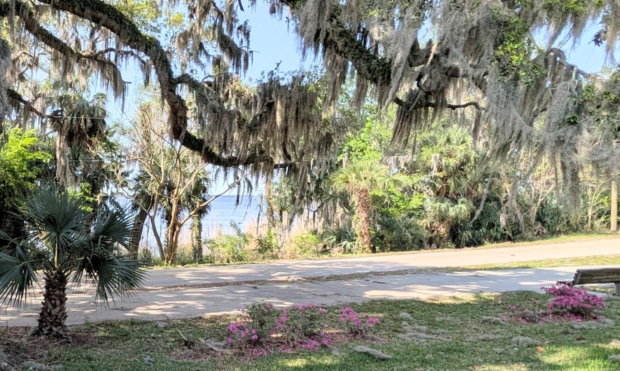 Image 25 of 33 For 190 Hickory Woods Court 9a