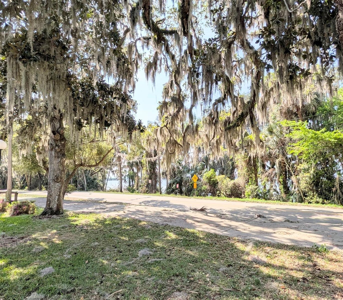 Image 26 of 33 For 190 Hickory Woods Court 9a