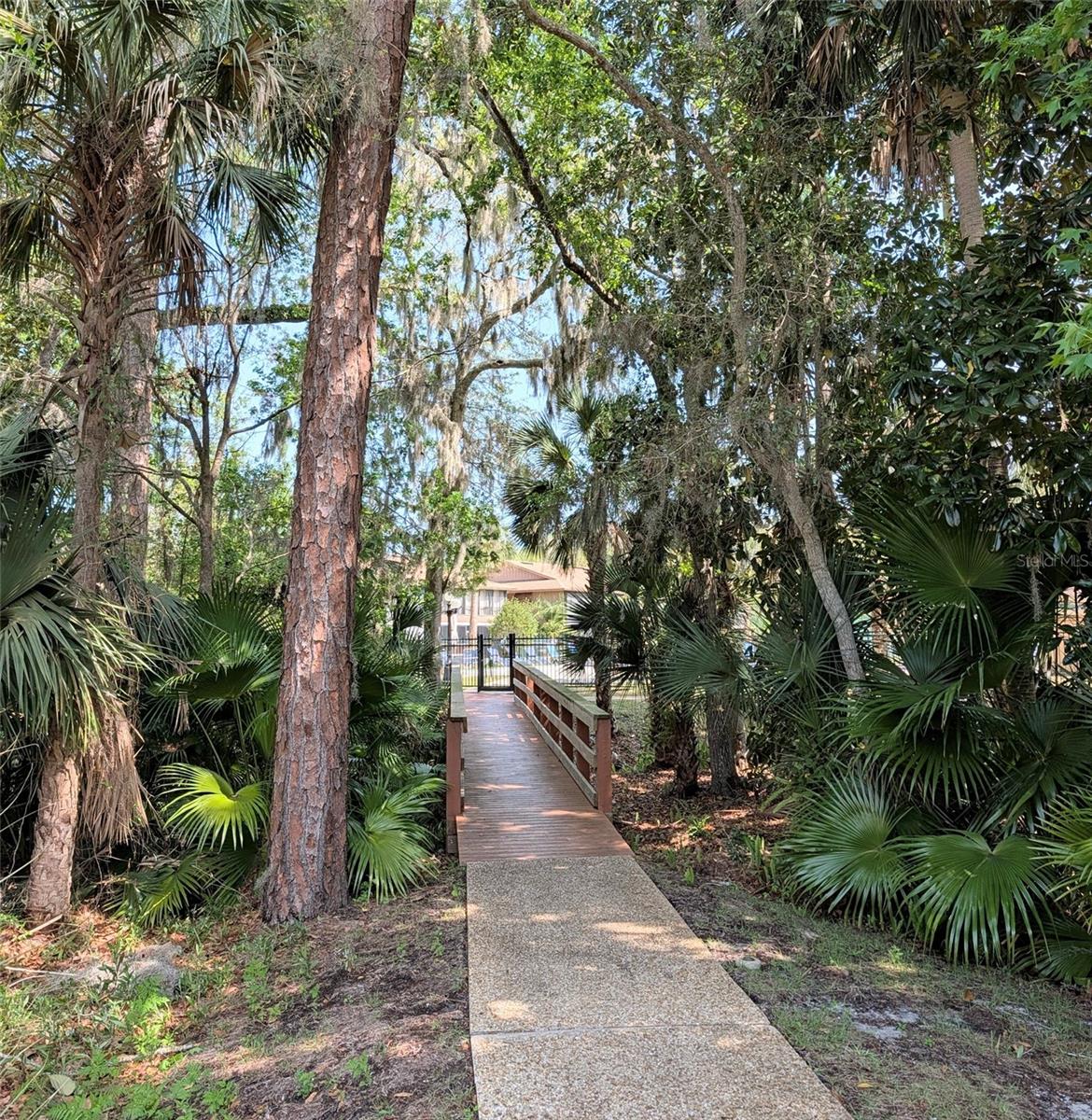 Image 30 of 33 For 190 Hickory Woods Court 9a