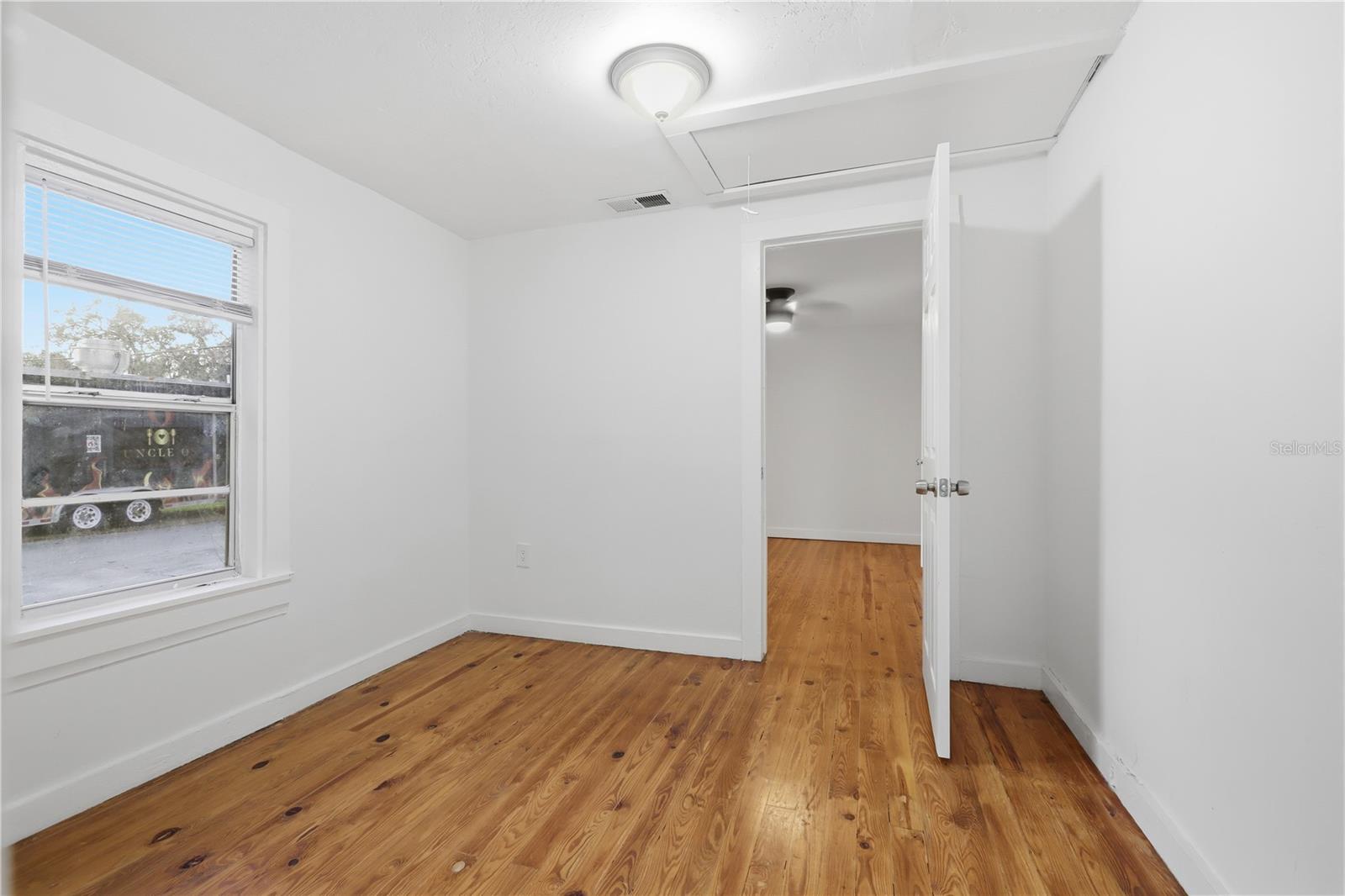 Image 12 of 32 For 1120 Minnesota Avenue