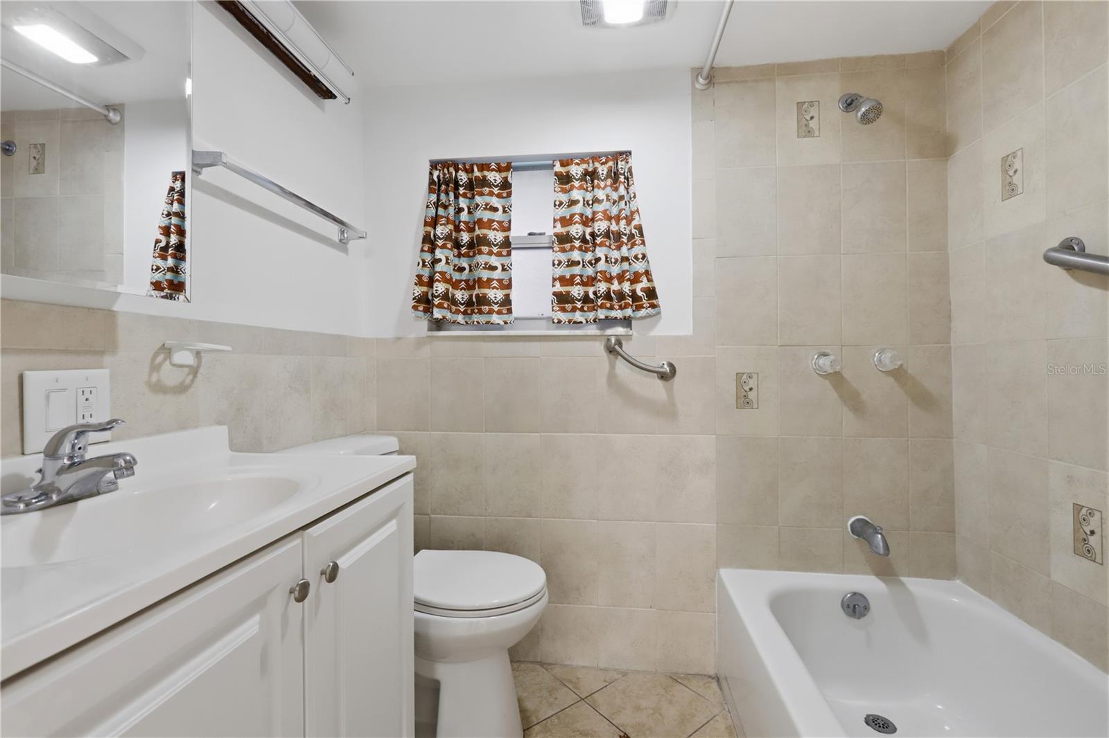 Image 17 of 32 For 1120 Minnesota Avenue