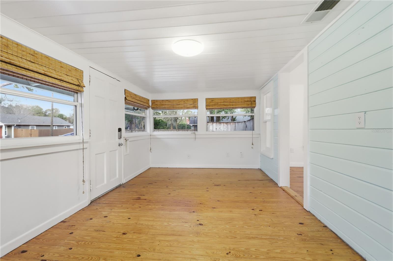 Image 5 of 32 For 1120 Minnesota Avenue