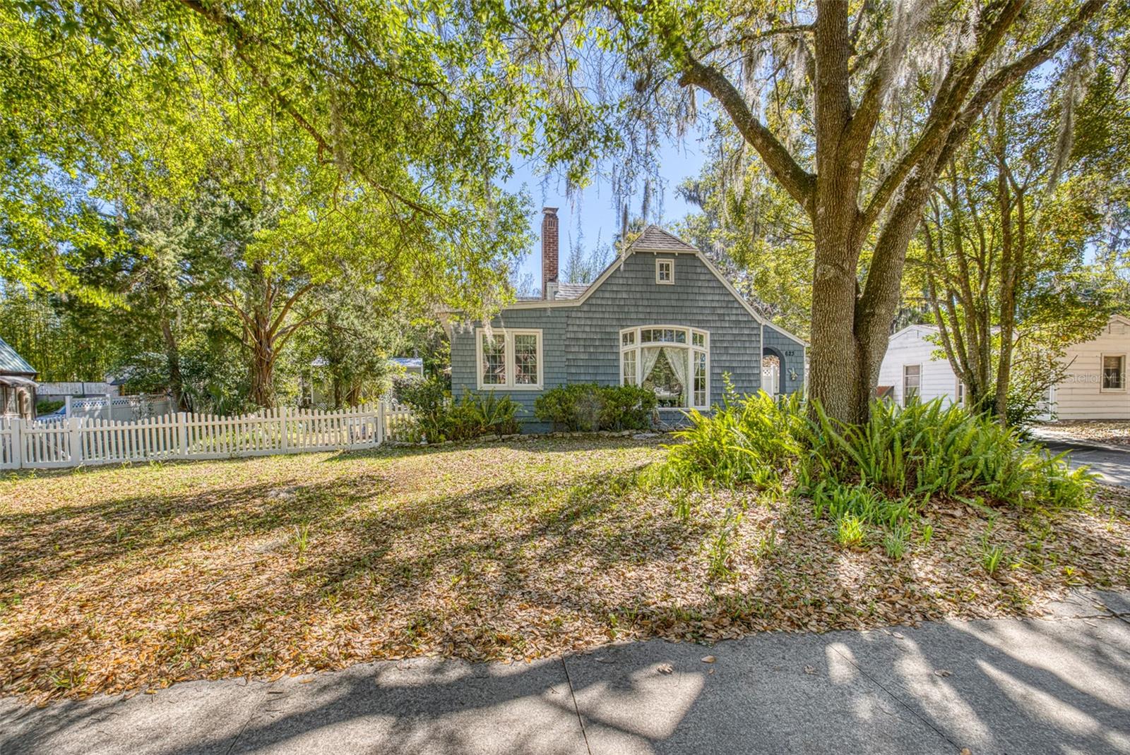 Image 51 of 53 For 623 Amelia Avenue