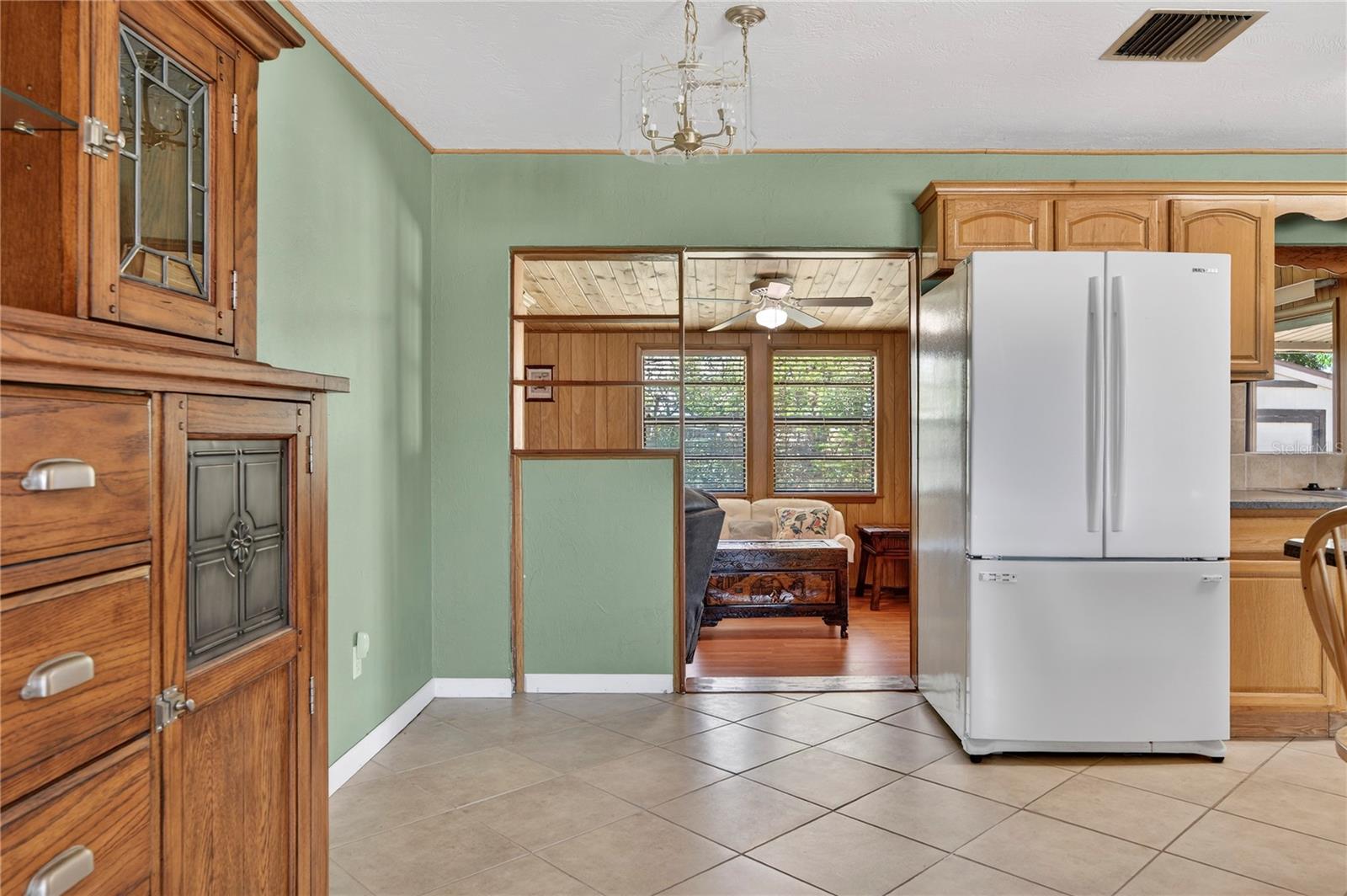 Image 17 of 35 For 1968 Carolina Avenue