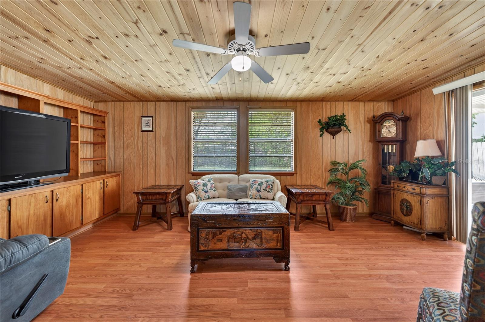 Image 18 of 35 For 1968 Carolina Avenue