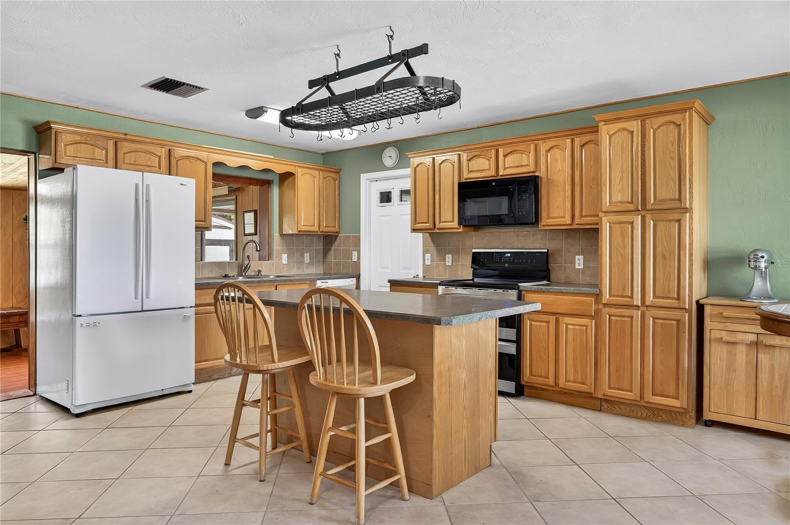 Image 6 of 35 For 1968 Carolina Avenue