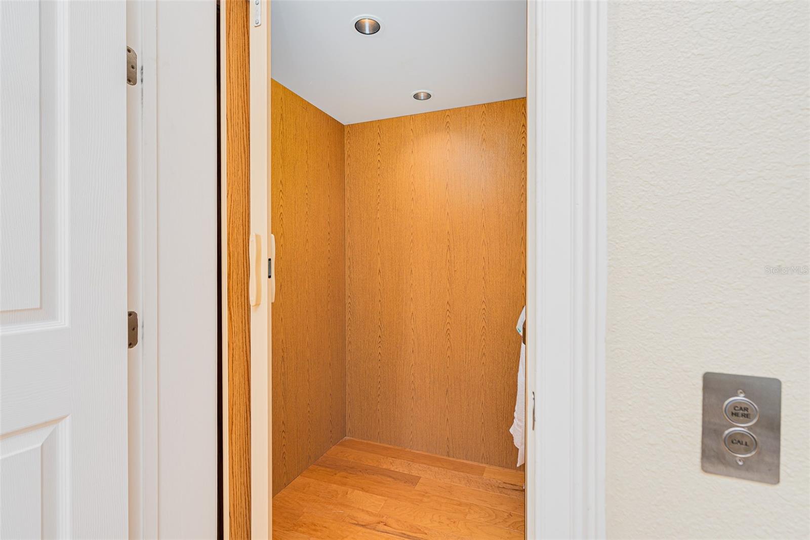 Image 25 of 72 For 2208 Ocean Shore Boulevard