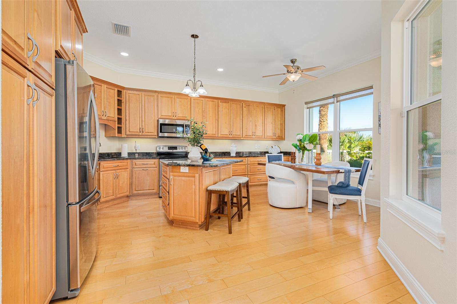 Image 28 of 72 For 2208 Ocean Shore Boulevard