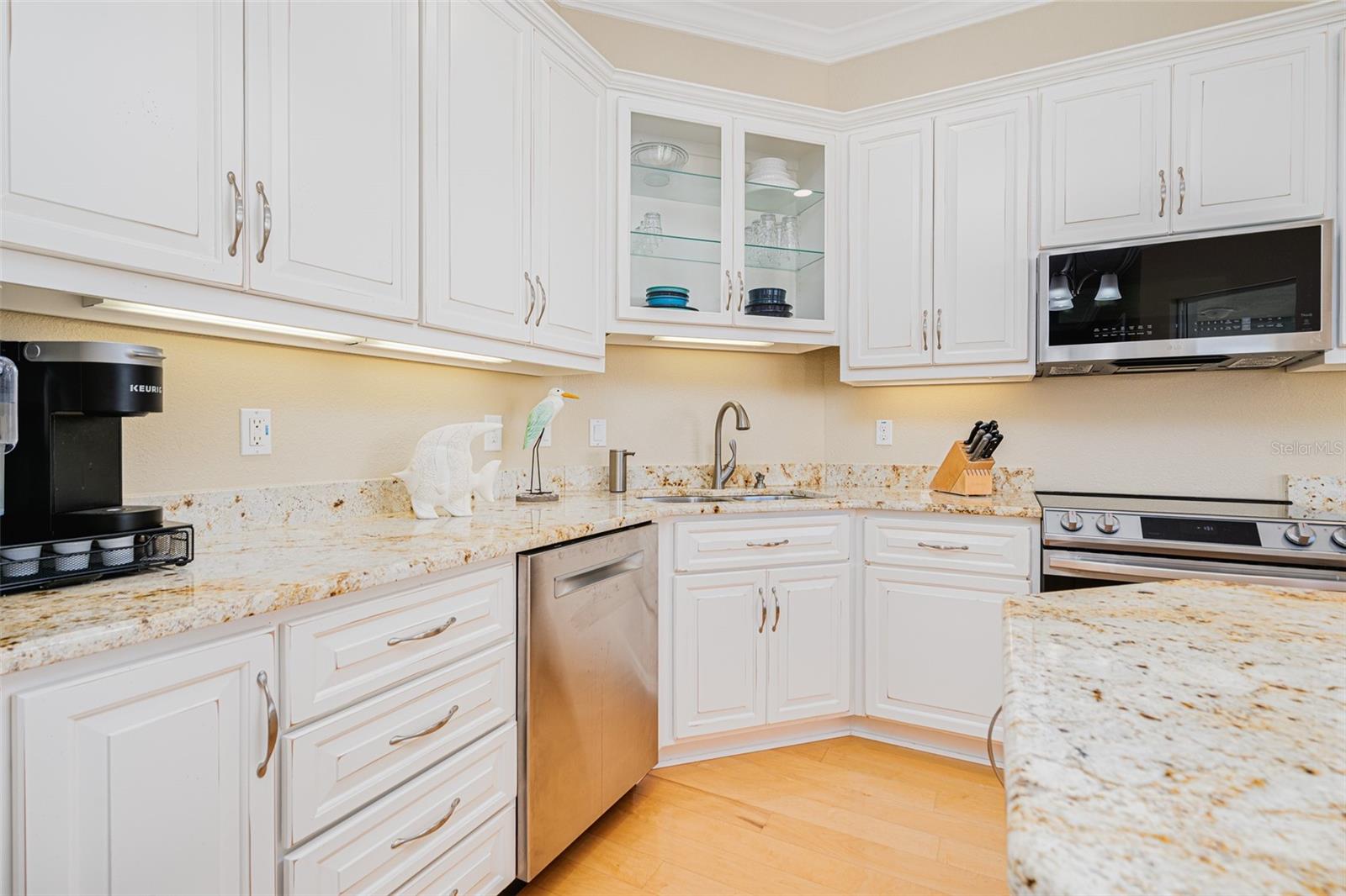 Image 50 of 72 For 2208 Ocean Shore Boulevard