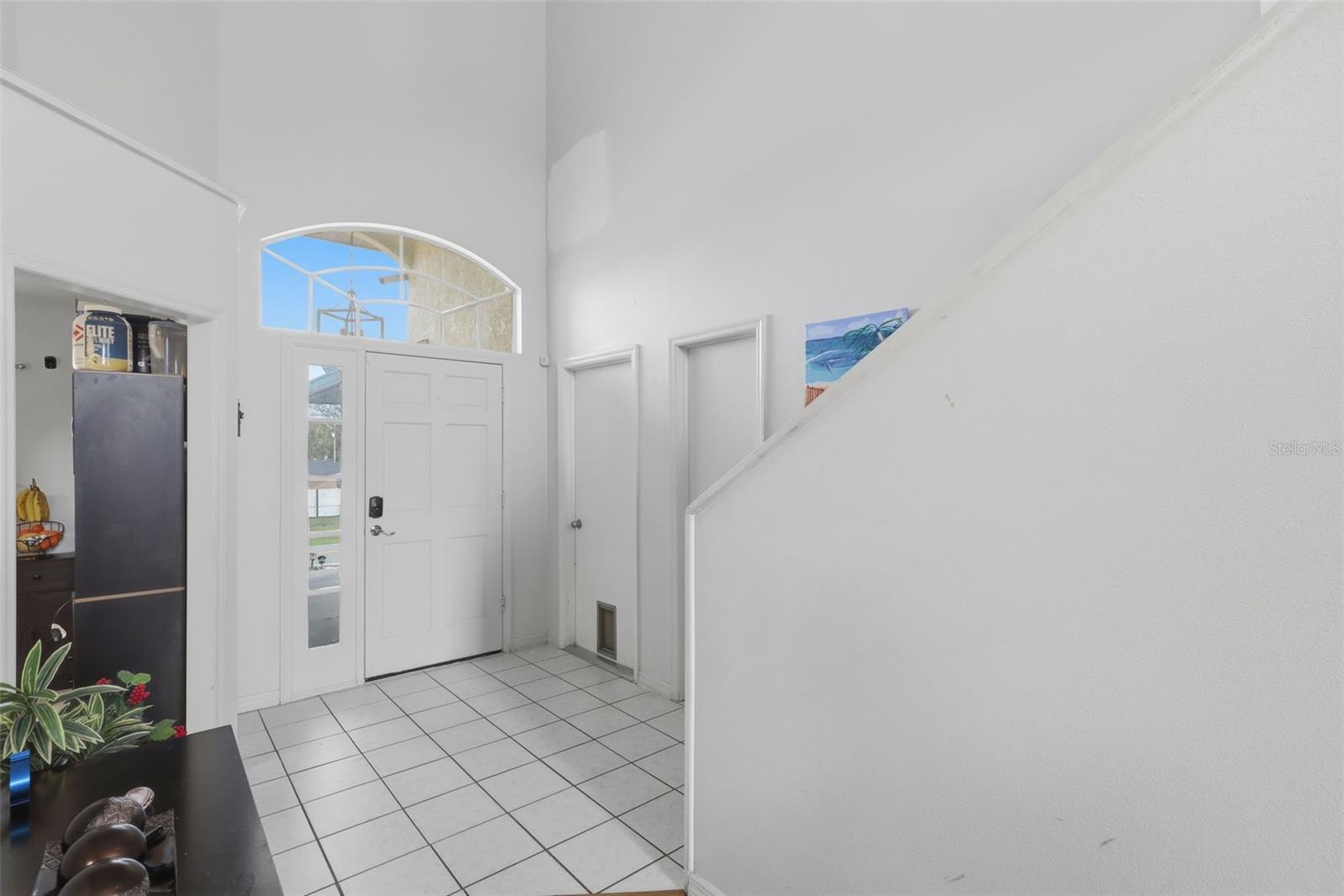 Image 16 of 33 For 399 Cloverleaf Boulevard