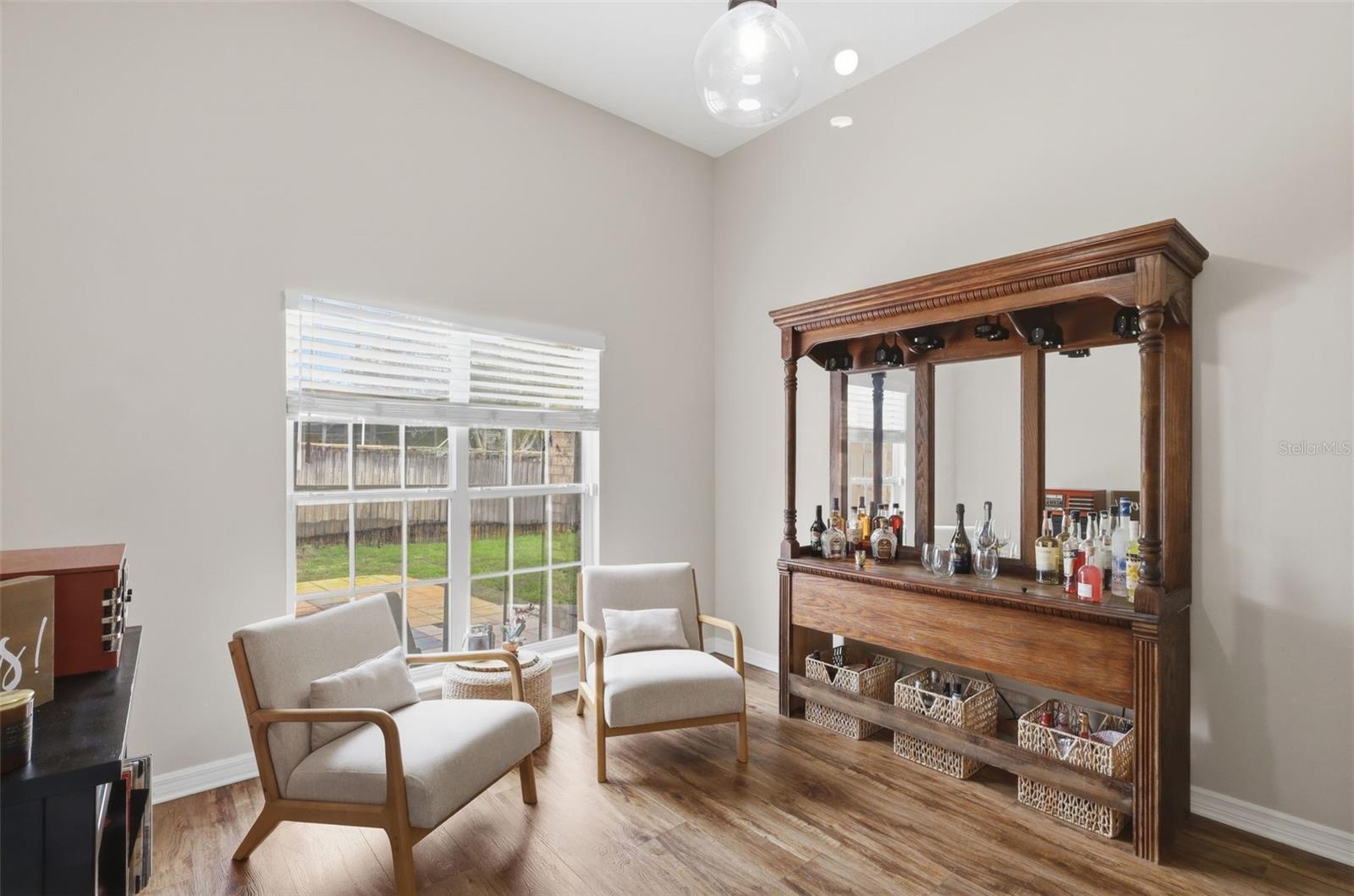 Image 27 of 64 For 390 Glen Abbey Lane