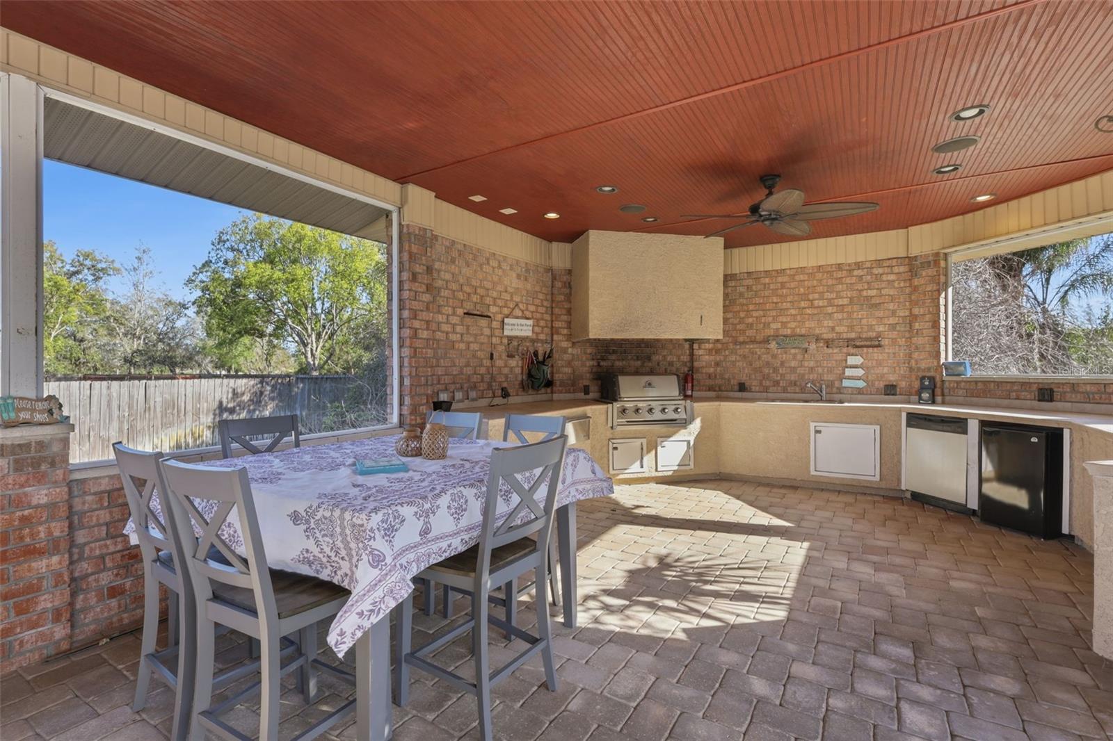 Image 49 of 64 For 390 Glen Abbey Lane