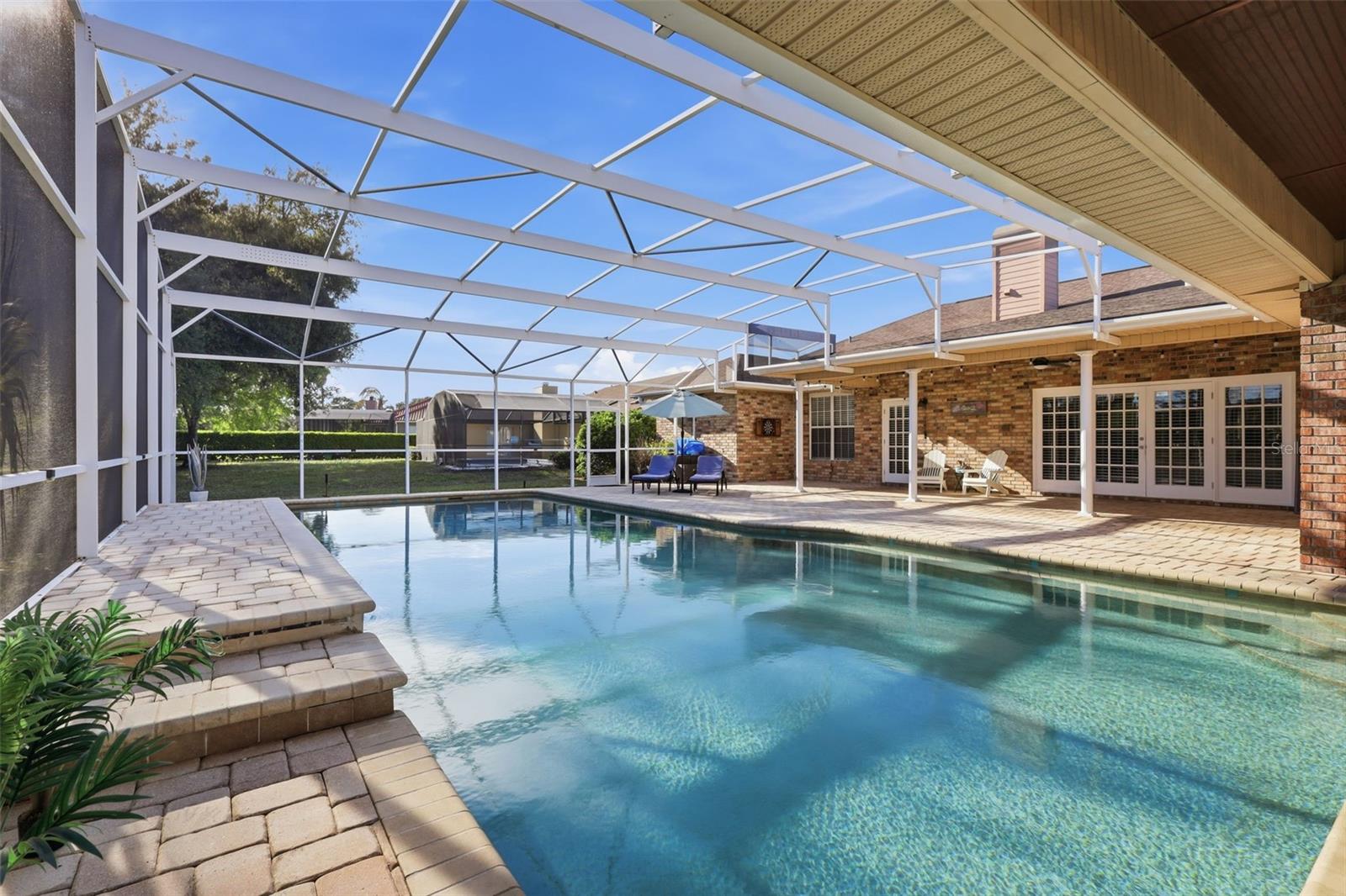 Image 5 of 64 For 390 Glen Abbey Lane