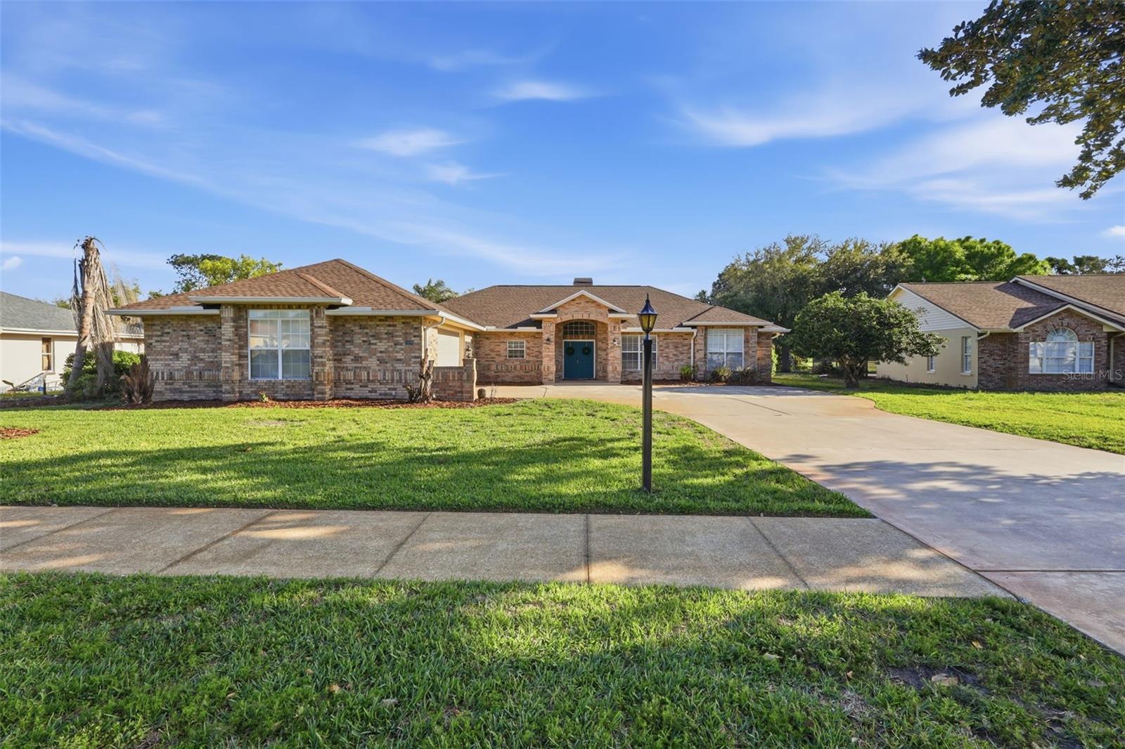 Image 63 of 64 For 390 Glen Abbey Lane