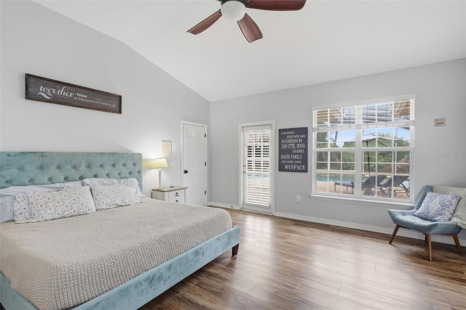 Image 8 of 64 For 390 Glen Abbey Lane