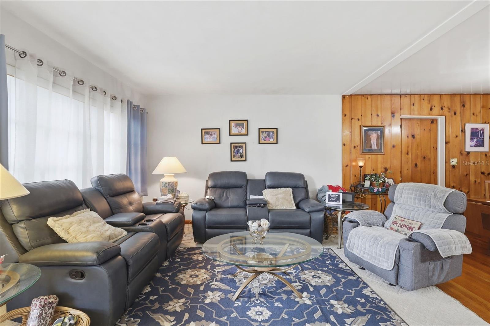 Image 4 of 26 For 1410 Talton Avenue