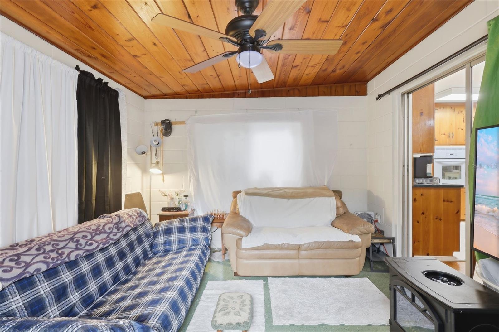 Image 7 of 26 For 1410 Talton Avenue