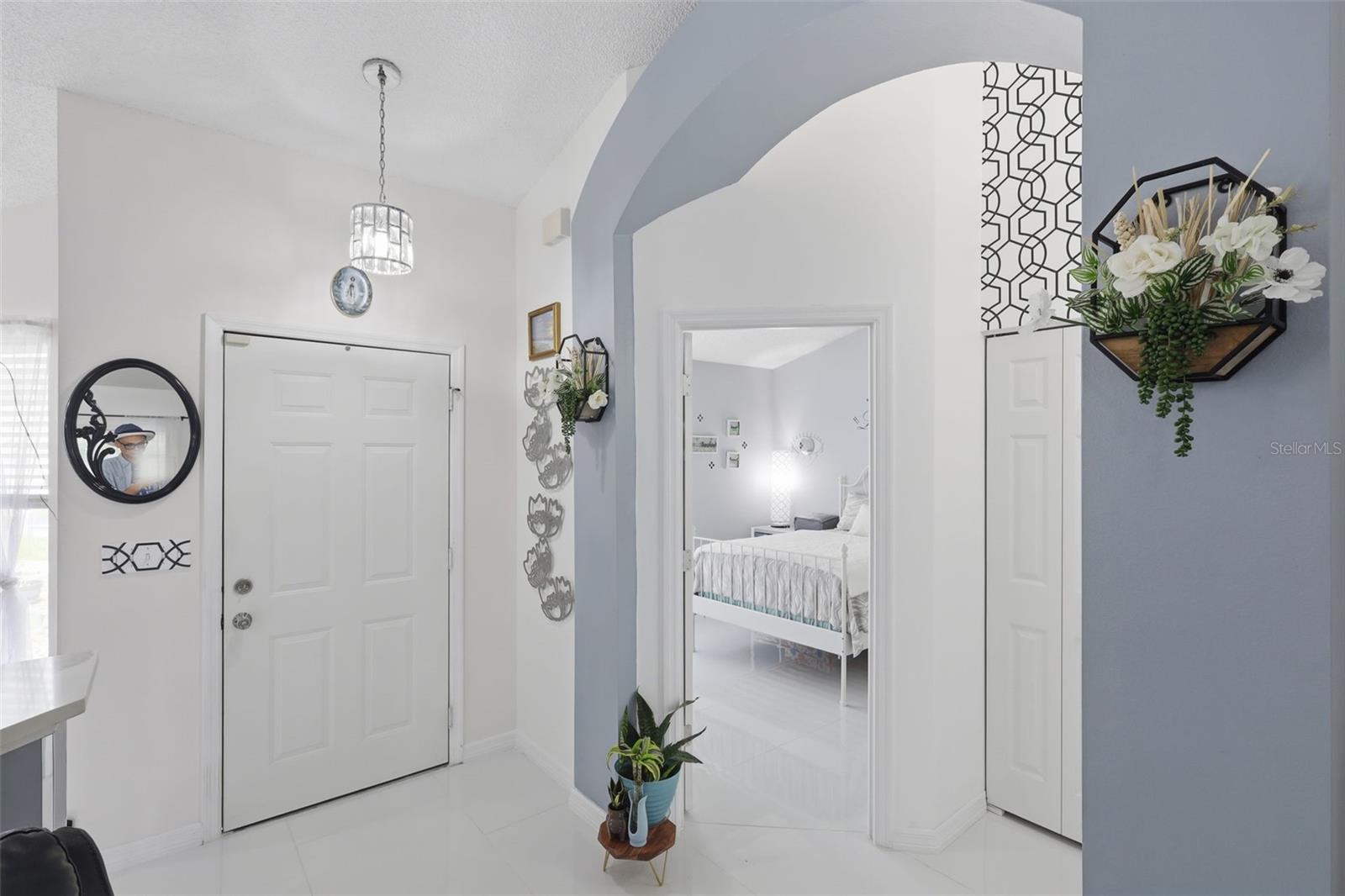 Image 9 of 45 For 2122 King Richards Court