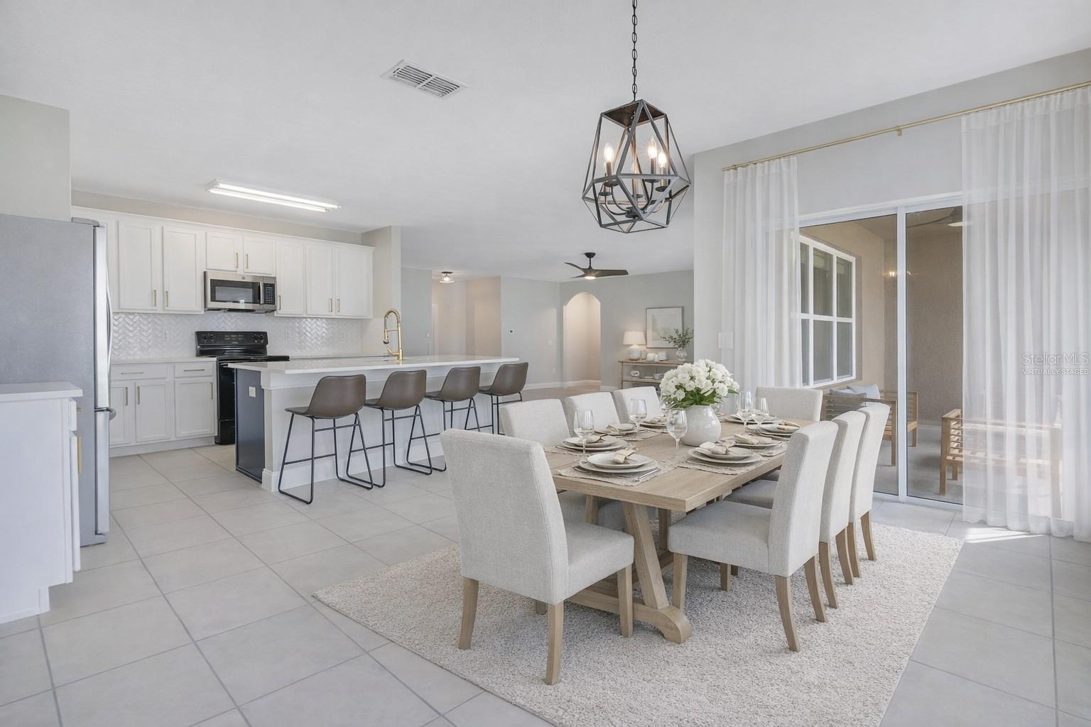 Image 13 of 46 For 2736 Summerglen Lane