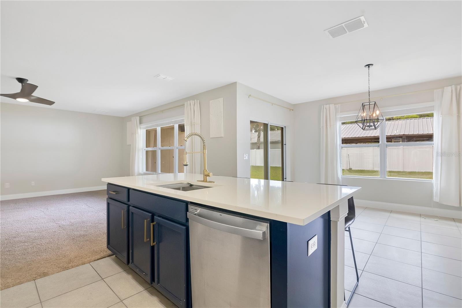 Image 16 of 46 For 2736 Summerglen Lane