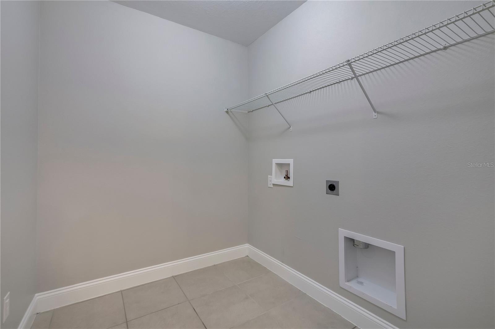 Image 28 of 46 For 2736 Summerglen Lane