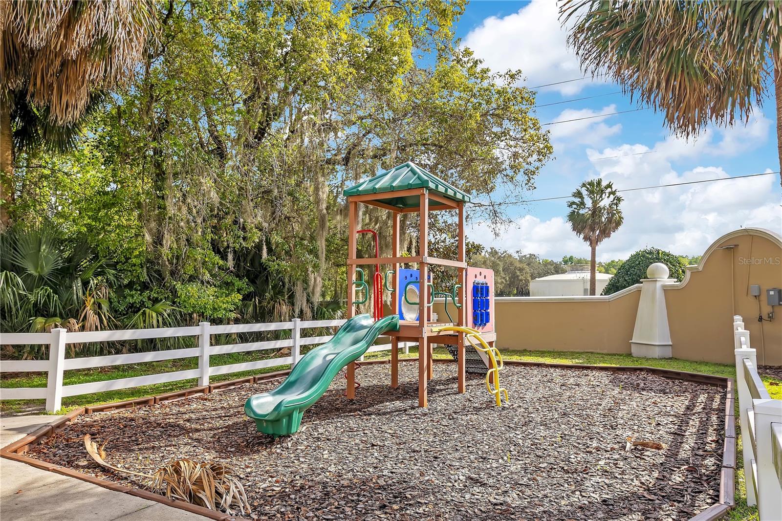 Image 39 of 46 For 2736 Summerglen Lane