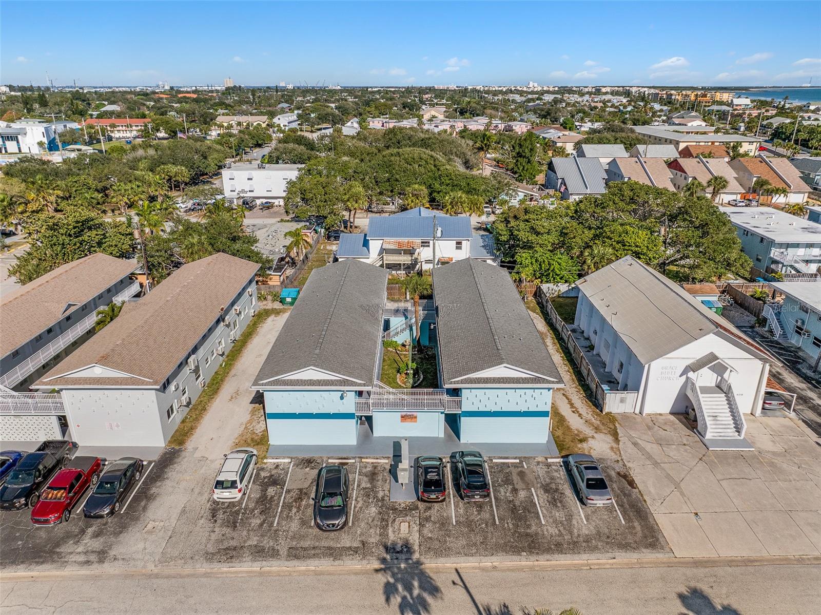 Image 2 of 17 For 406 Tyler Avenue 19