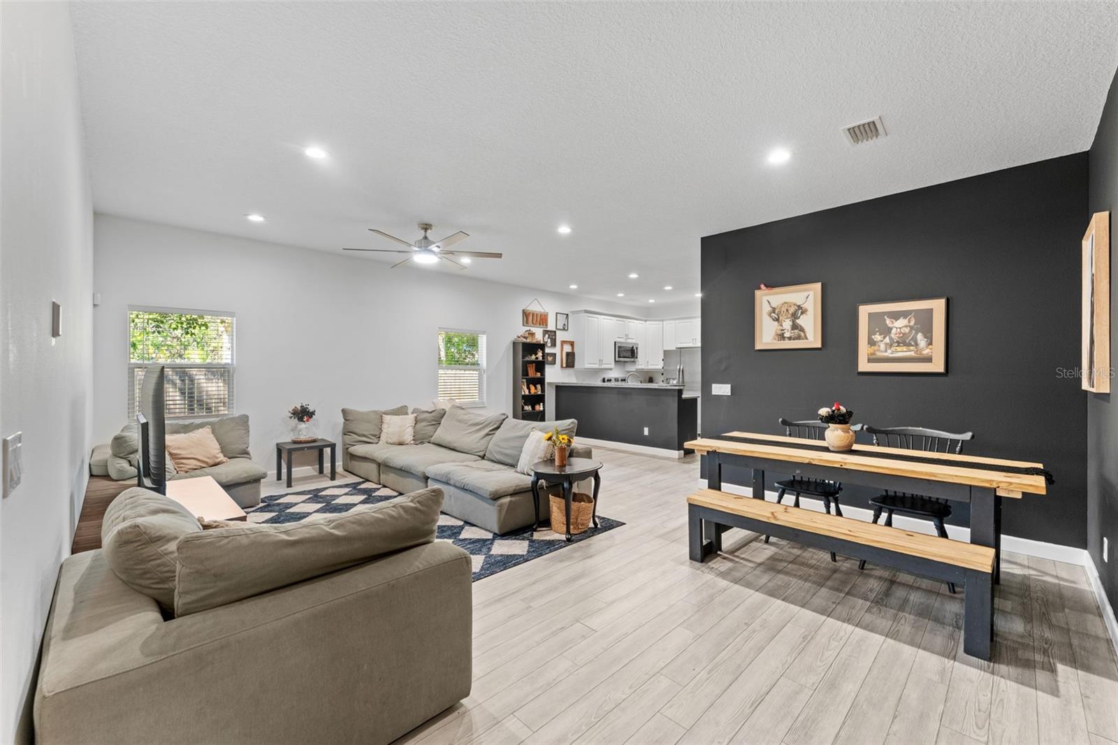 Image 5 of 29 For 637 Holmes Avenue