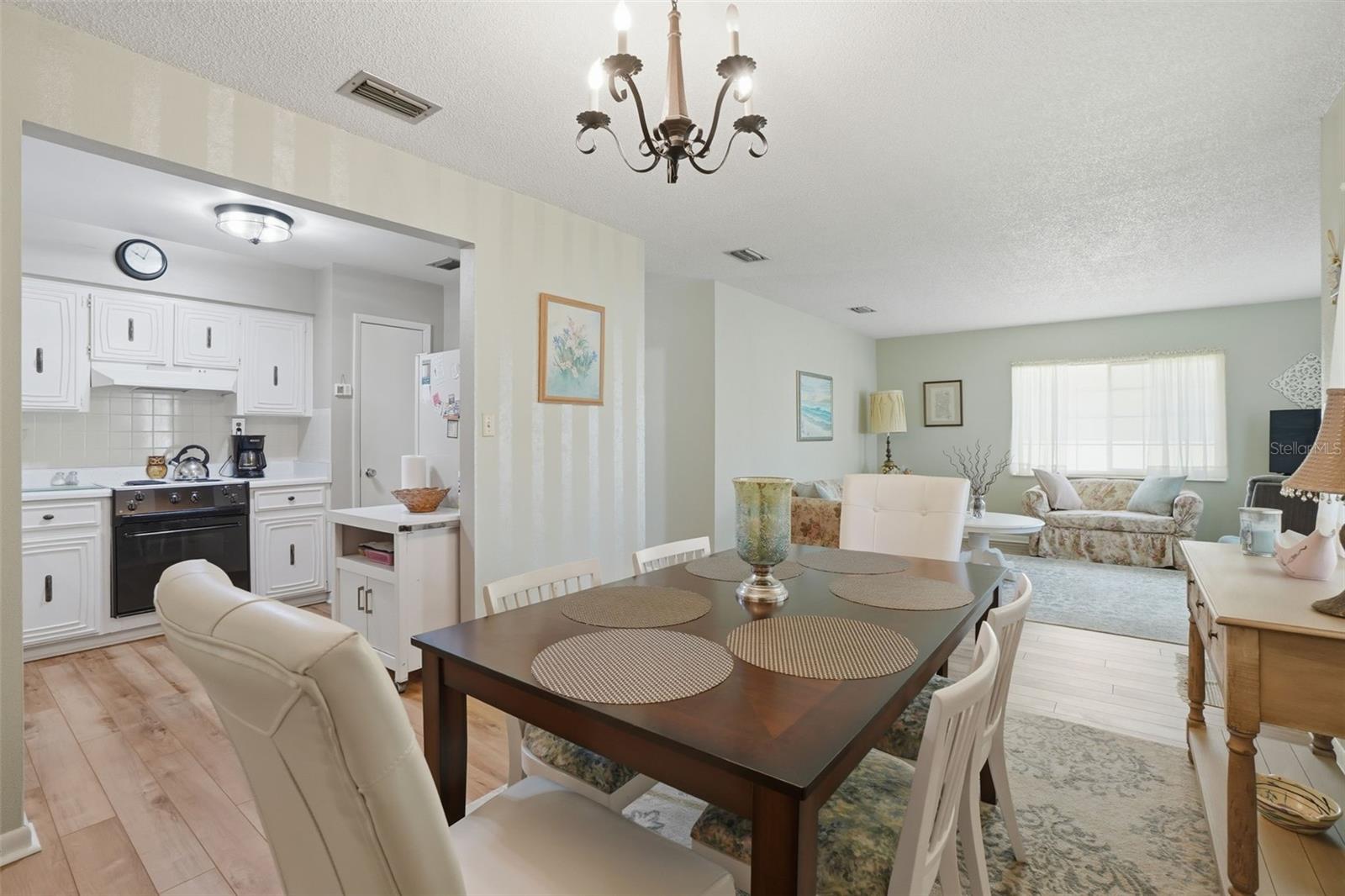 Image 11 of 48 For 309 4th Street