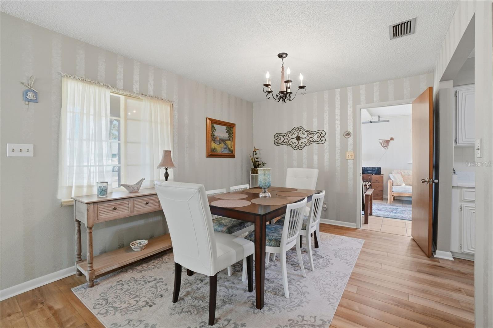 Image 9 of 48 For 309 4th Street